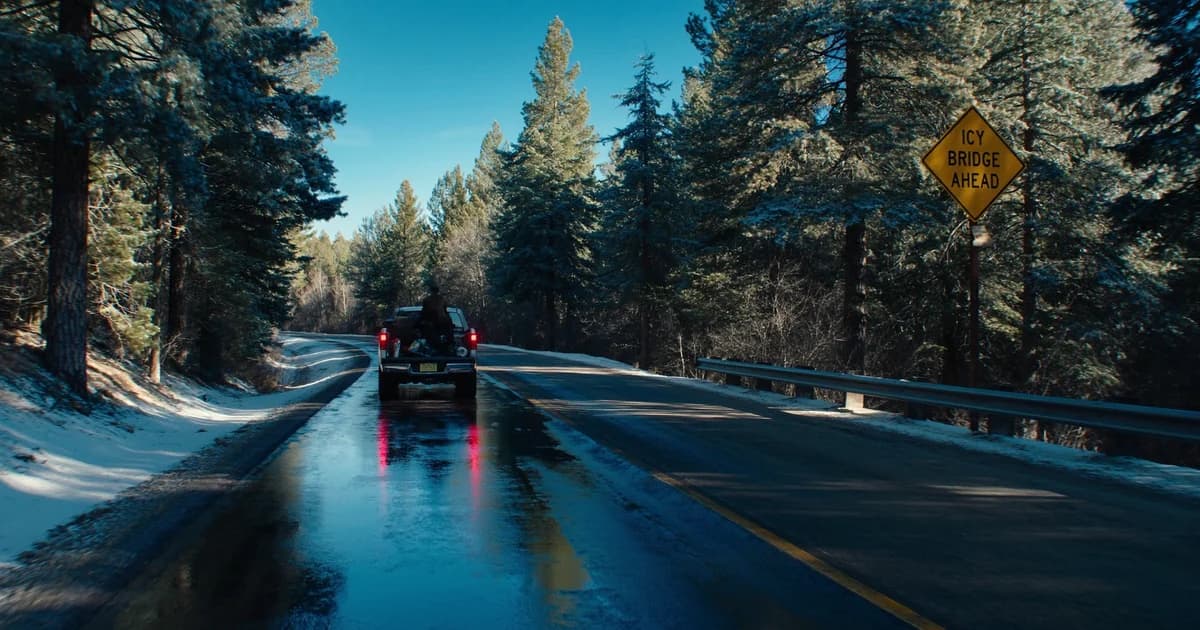 Hielo Negro Temprano en los Caminos a Cloudcroft y Ruidoso: Sus Derechos